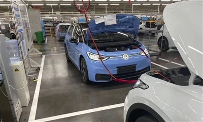 Nové světelné logo: Špionážní záběry nového SAIC Volkswagen ID.3 odhaleny