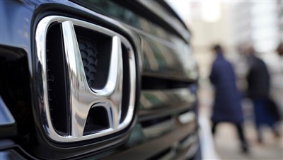 Honda stahuje 250,{1}} vozidel kvůli závadám motoru