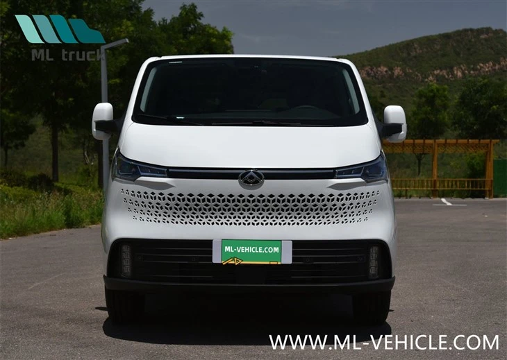 SAIC Maxus V70