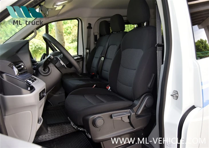 SAIC Maxus V70
