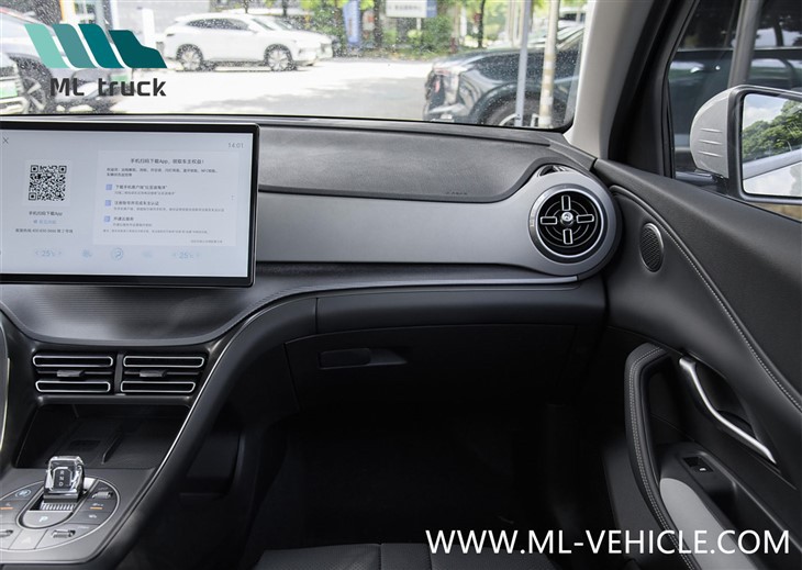 2025 BYD Sea Lion 05 DMi SUV