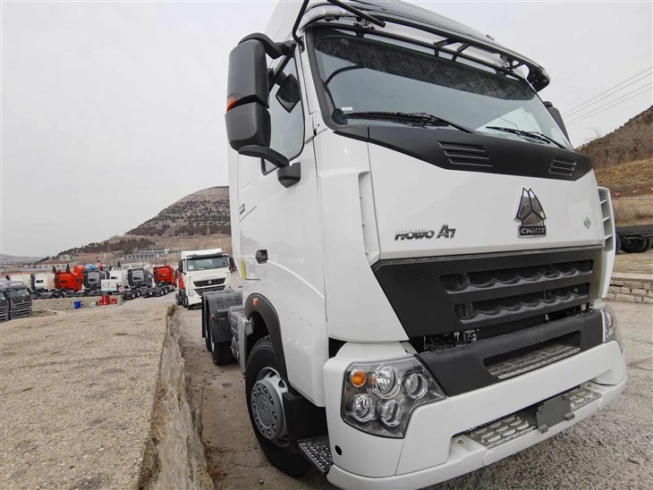 New Sinotruk HOWO A7 CNG 6×4 420HP Tractor Truck HOHAN A7 6×4 Tractor Trailer