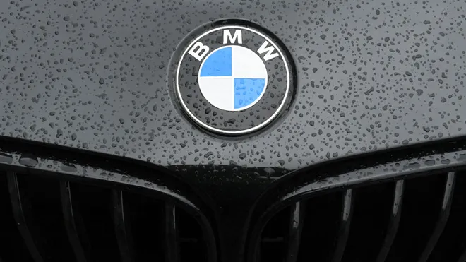 BMW stahuje přes 100{1}} vozidel v USA