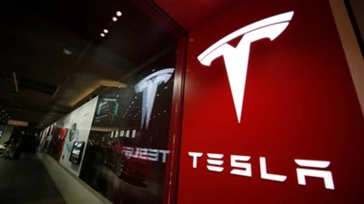 Tesla Semi se podílí na havárii a požáru v Kalifornii, vyšetřuje ji americká ...