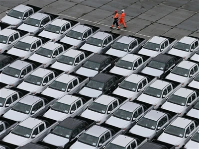 Velkoobchodní prodej automobilů v Indii ve 3. čtvrtletí meziročně poklesl o 1...